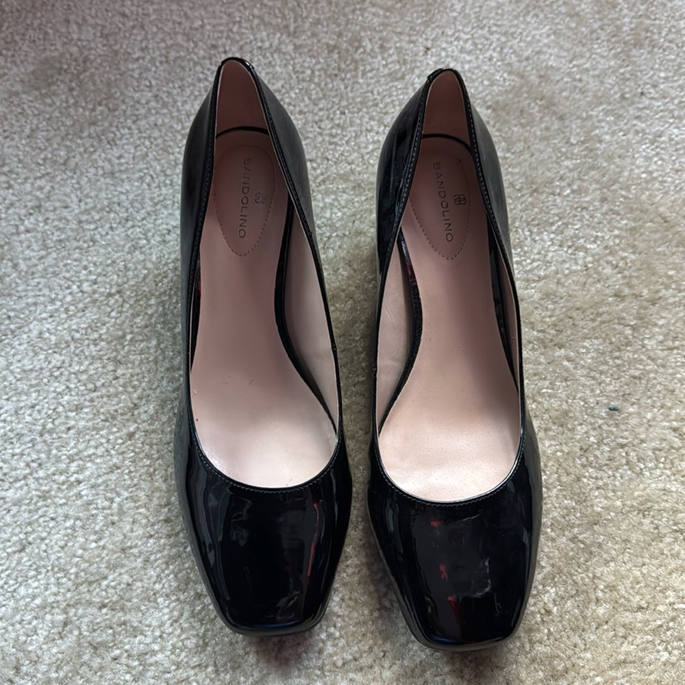 Bandolino Shiny Black Heels